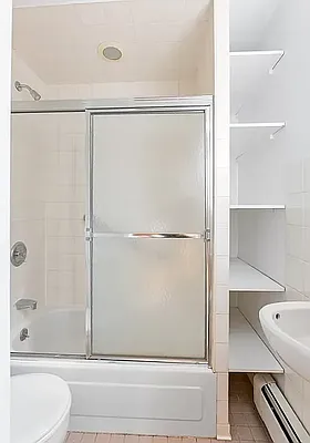 Rented by Compass | media 24