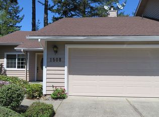 1508 Seacrest Ln, Brookings, OR 97415