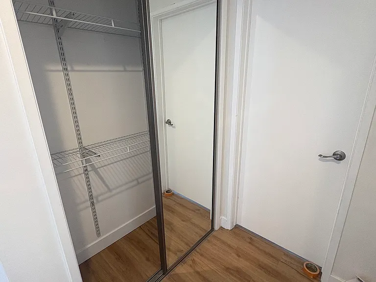 1115 N Flores St #8 — Photo 9