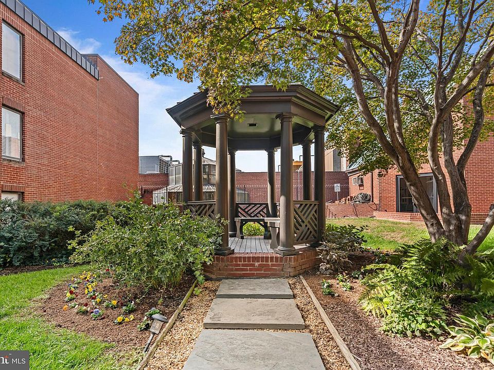 2nd image of 3225 Grace St NW APT 219
