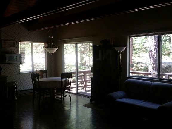 3rd image of 2705 Black Oak Dr
