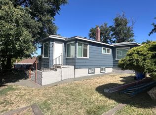 702 SE 8th St, Pendleton, OR 97801