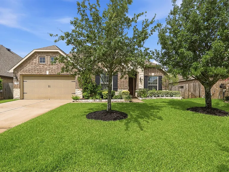 12911 Chatfield Manor Ln — Photo 3