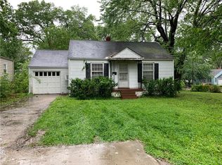 1529 W Sheley Rd, Independence, MO 64052