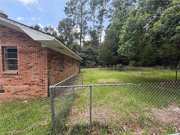 4th image of 9360 Vickers Rd