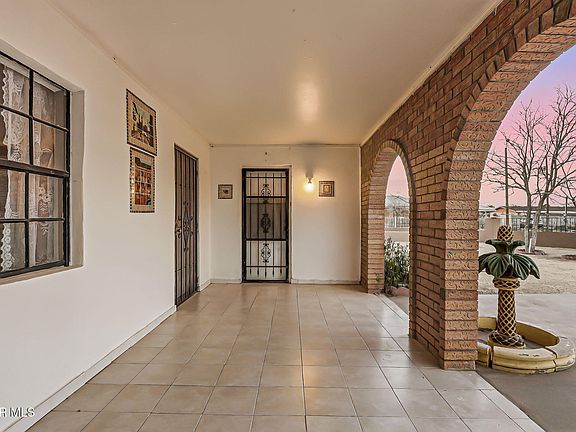 5th image of 728 Artemediano St
