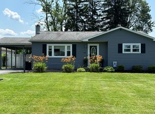 404 Maple Manor Dr, Elmira, NY