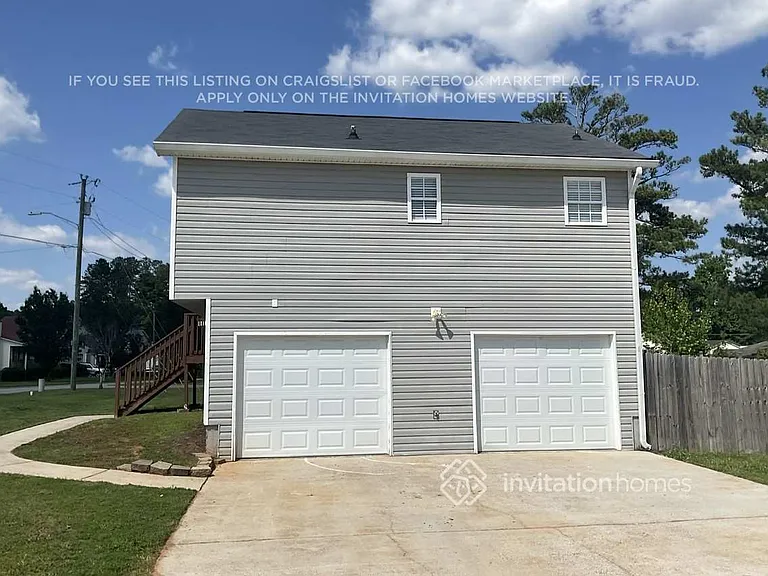 500 Weston Ct — Photo 2