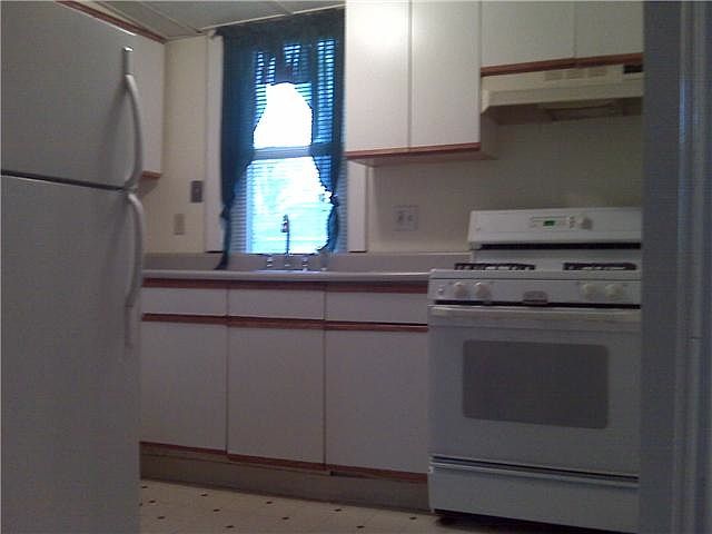 2nd image of 45 Alabama Ave APT 1D