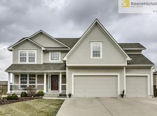 3450 SW Windemere Dr, Lees Summit, MO 64082