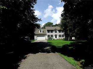 250 Rattlesnake Ledge Rd, Salem, CT 06420