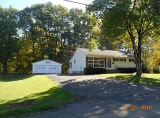 172 Lincoln Dr, Vestal, NY 13850