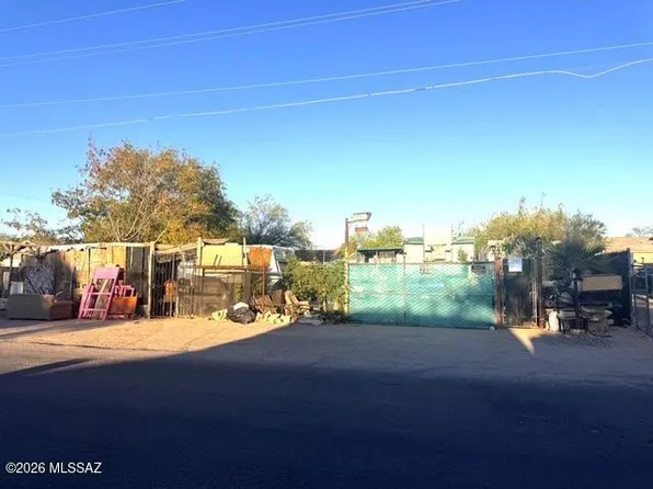 5617 S Masterson Ave, Tucson, AZ 85706