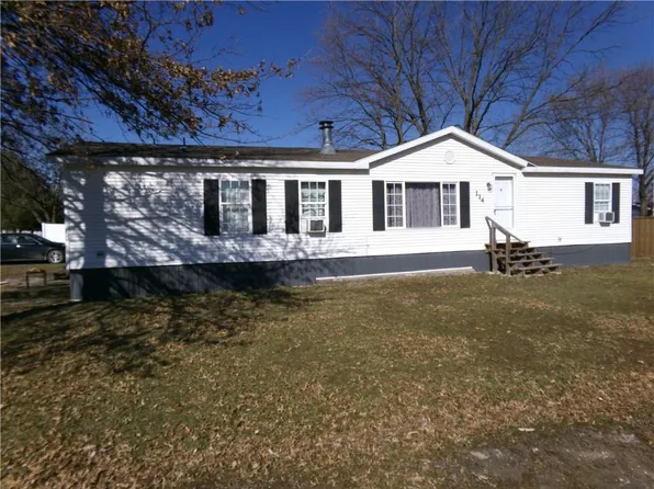 114 W Tuck St, Houstonia, MO 65333