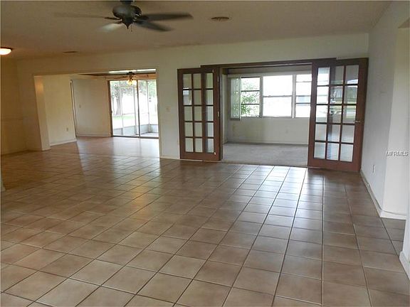 2nd image of 1915 Marlin Dr