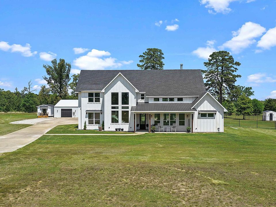 1st image of 136 Clydesdale Ct