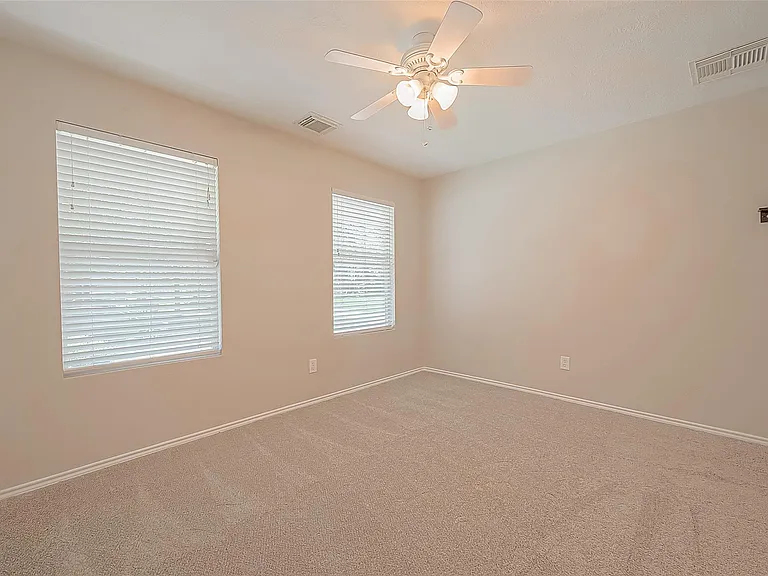 11 Yarrowdale Ct — Photo 15