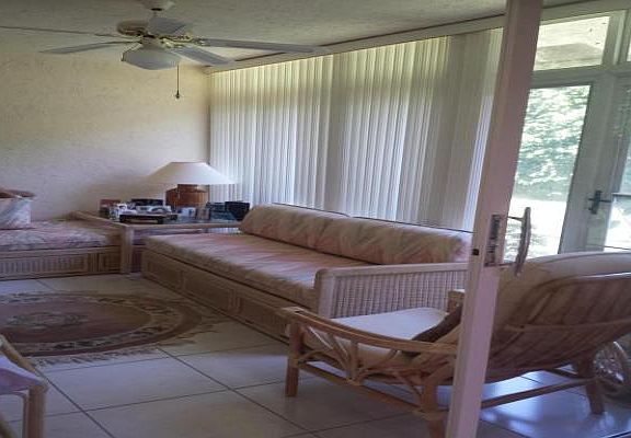 Home For Sale In Huntington Pointe