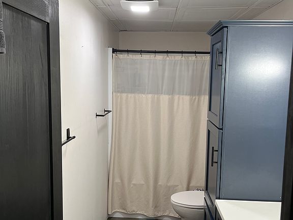 4th image of 326 Brayton Ave #1