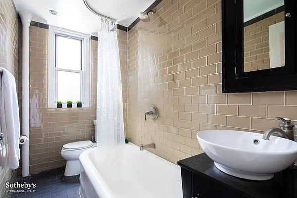 Sold by Sotheby's International Realty | media 12