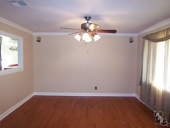 4th image of 311 Park Dr