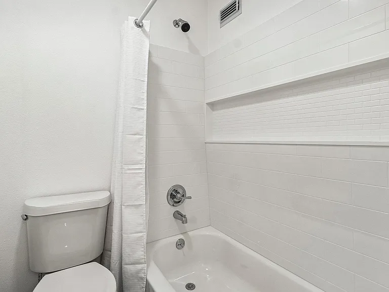 5809 Coventry Ln — Photo 22