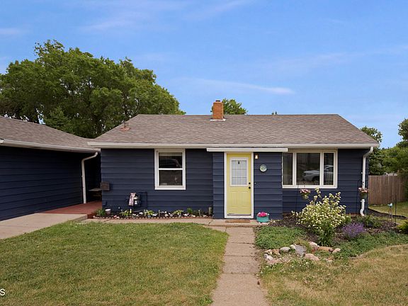 2nd image of 409 7th St N