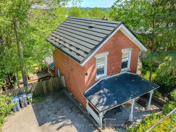 115 Grove St, Guelph, ON N1E 2W8