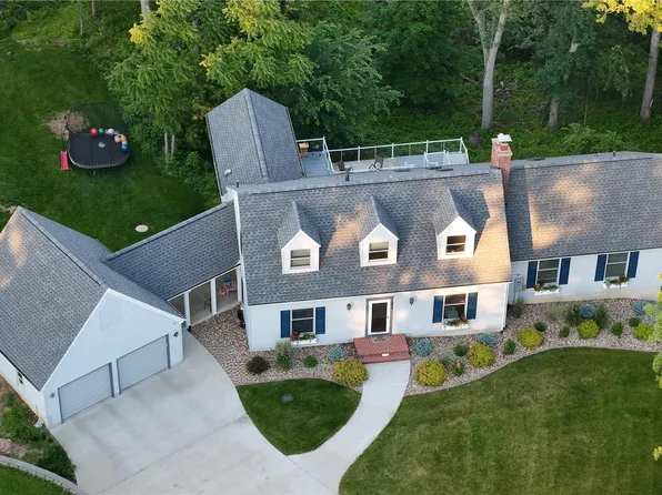 394 E Post Rd SE, Cedar Rapids, IA 52403