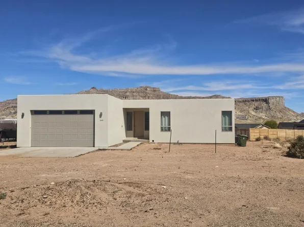 1040 S Independence Way, Big Water, UT 84741