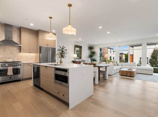 18303 96th Ave NE UNIT B, Bothell, WA 98011