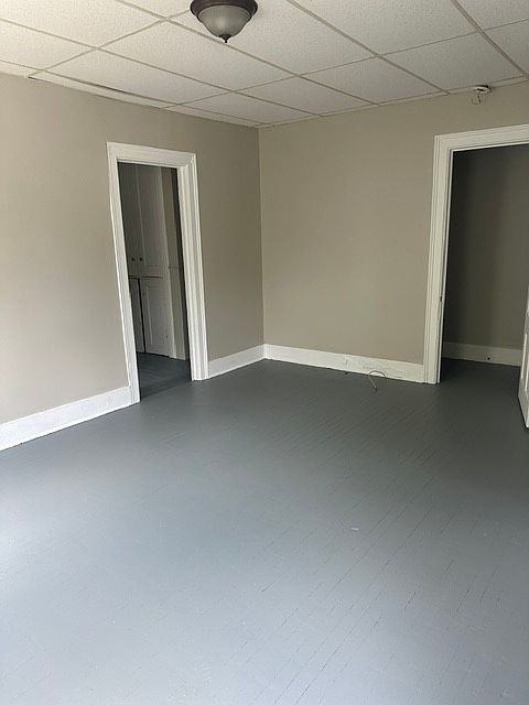 1st image of 6 Oak St APT 1