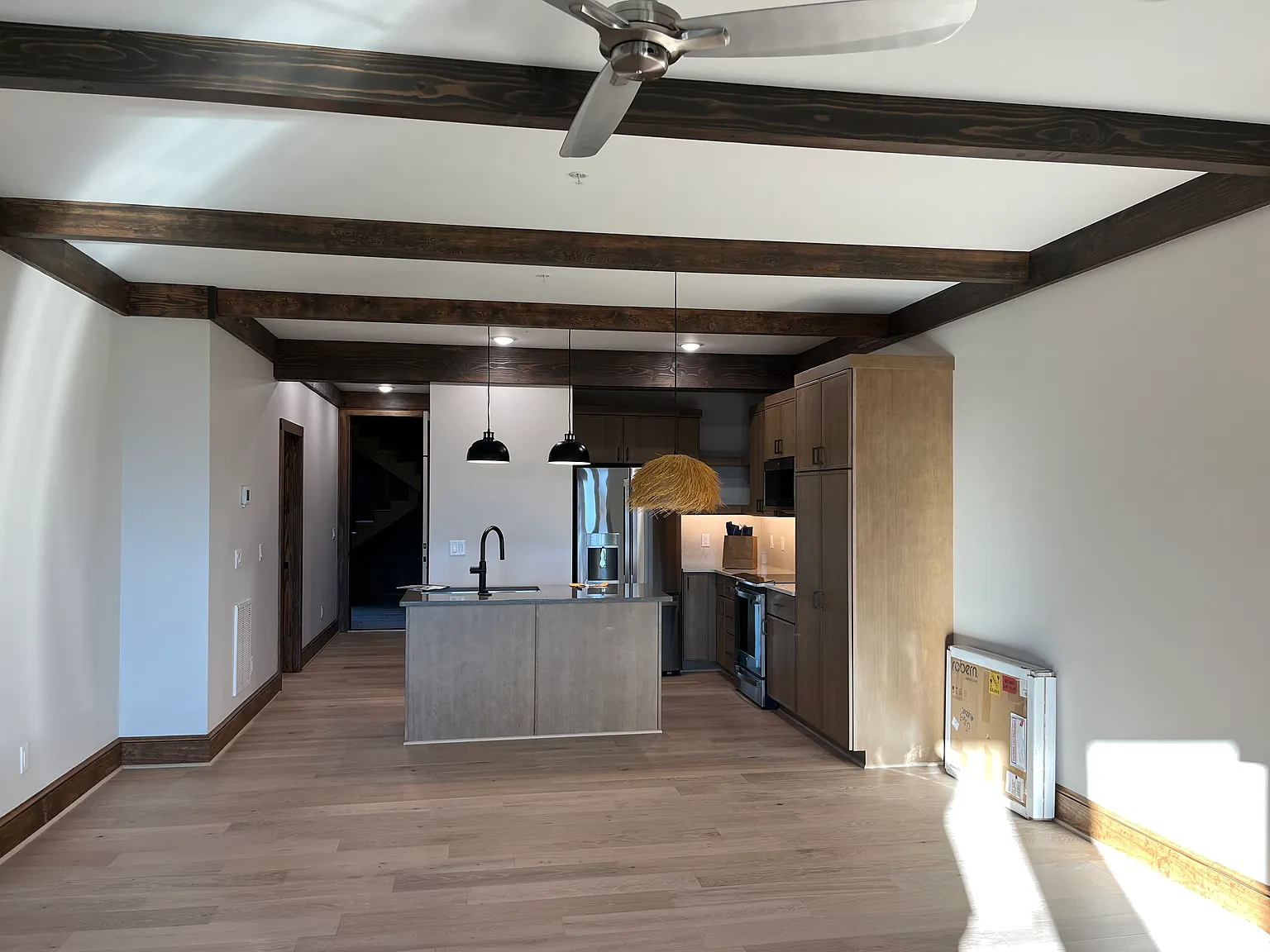1 bed, $2,200 — Photo 3