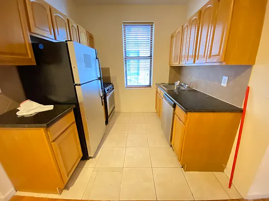 Rented by Sterea Agency | media 21