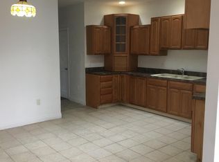 102 S Main St, Nevada, OH 44849