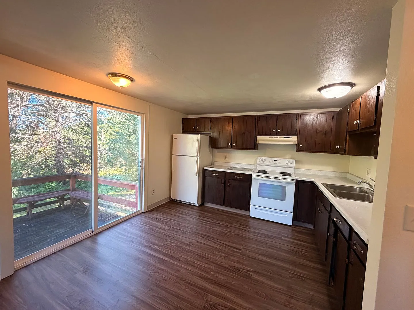 38 - 40 Northside Dr. — Photo 4