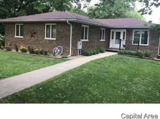 362 S Tower Rd, Dawson, IL 62520