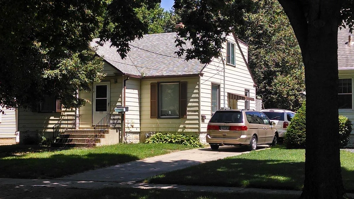 1/2 4th Avenue SE, Rochester — Photo 2