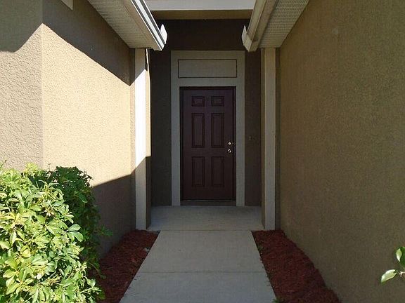 2nd image of 460 Windermere Dr