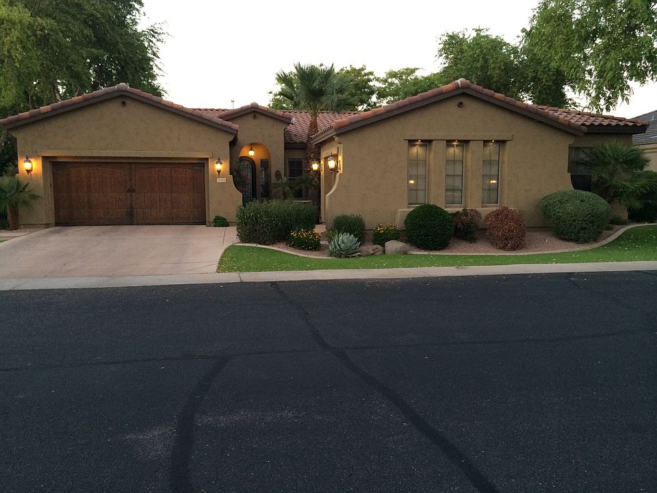 1st image of 2060 W Marlin Dr