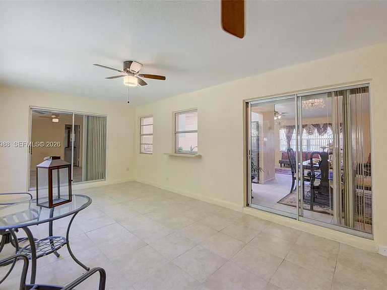 9039 NW 21st Ct — Photo 20