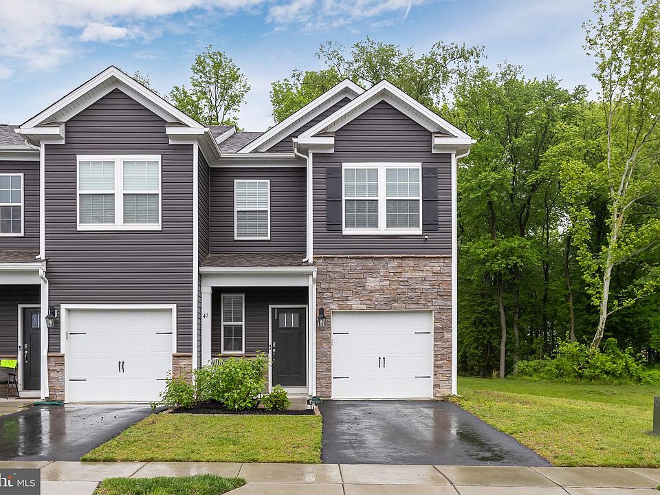 1st image of 47 Katherine Dr