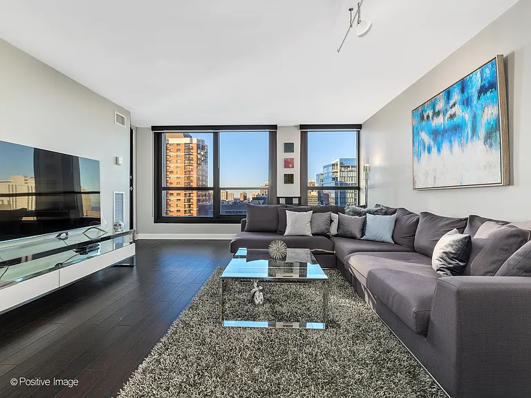 1030 N State St #18C — Photo 5