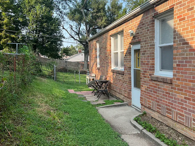 4608 Wakeley St — Photo 33