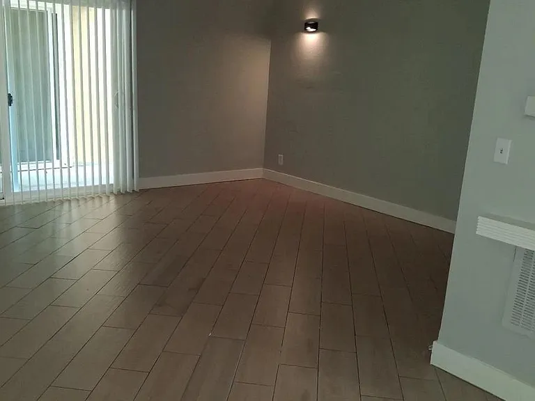 915 Paseo Grande #9 — Photo 17
