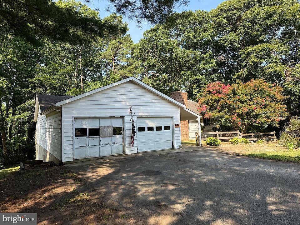 1st image of 5705 Oakcrest Dr