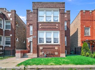 8118 S Loomis Blvd, Chicago, IL 60620