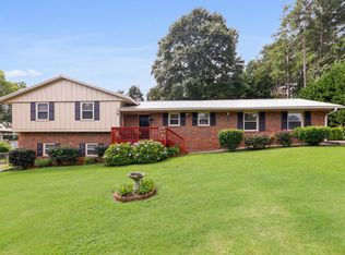 6 Benham Cres, Cartersville, GA 30120