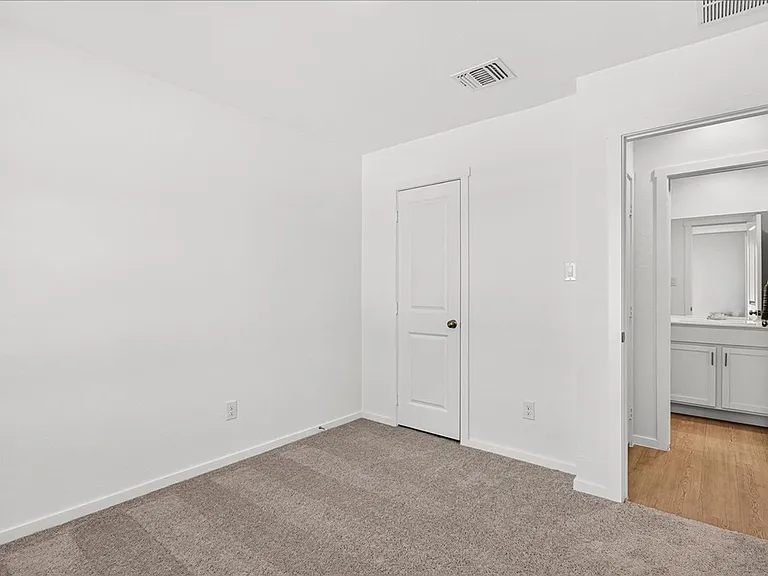 7909 Hathor Dr — Photo 31