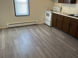 430 9th St APT 6, Struthers, OH 44471